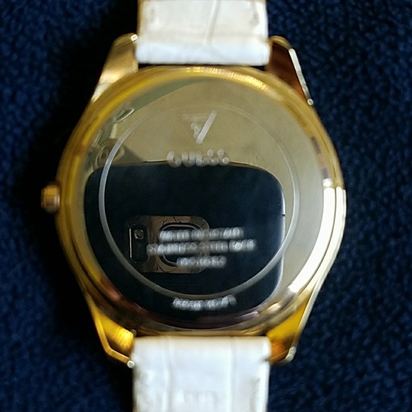 2 watches - Picture 5 of 6